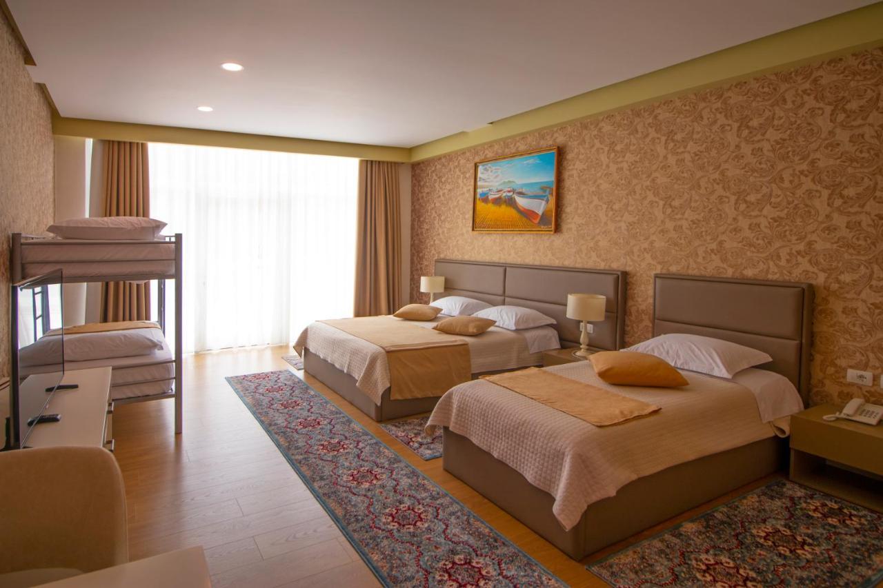 Nbt Hotel Reps Kukes エクステリア 写真